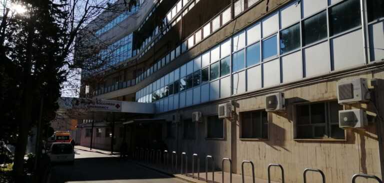 Infermiera aggredita al Di Venere di Bari, i sindacati: «Non si ceda alla rassegnazione»