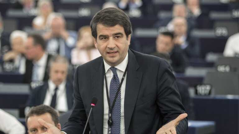 Fitto sarà ministro, Sisto perde quota. Torna Moratti e ora spunta Bertolaso