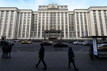 Galleria foto 'Russia, Duma approva inasprimento legge contro ‘propaganda’ Lgbt' - foto 1