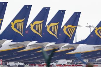 Galleria foto 'Sciopero aerei 1 ottobre, fermo il personale di Ryanair e Vueling' - foto 1