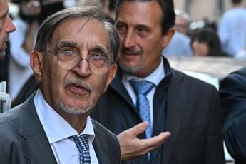 Galleria foto 'Scritte contro La Russa, Procura Roma apre inchiesta' - foto 1