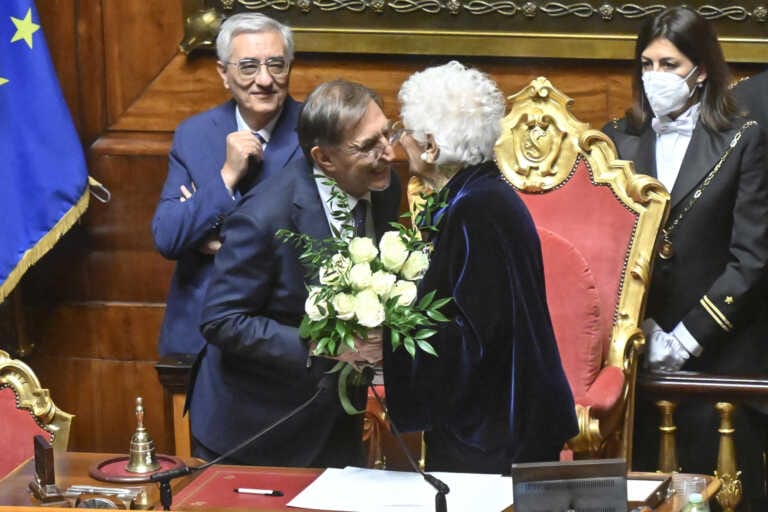 Gli strani intrecci della storia