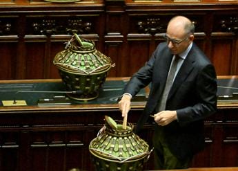 Galleria foto 'Senato, Letta: “Pd coinvolto su elezione La Russa Lo escludo”' - foto 1