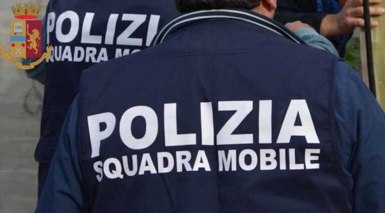Brindisi, colpo di fucile contro una tabaccheria: indagano gli agenti della polizia
