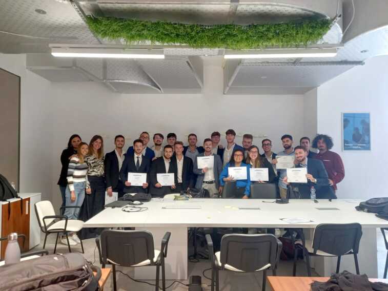 Bari, conclusa la prima edizione di Talent Acquisition Hub: diplomati 18 ragazzi