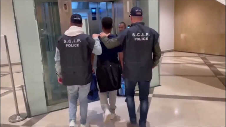 Galleria foto 'Tratta di esseri umani, latitante eritreo estradato in Italia' - foto 1