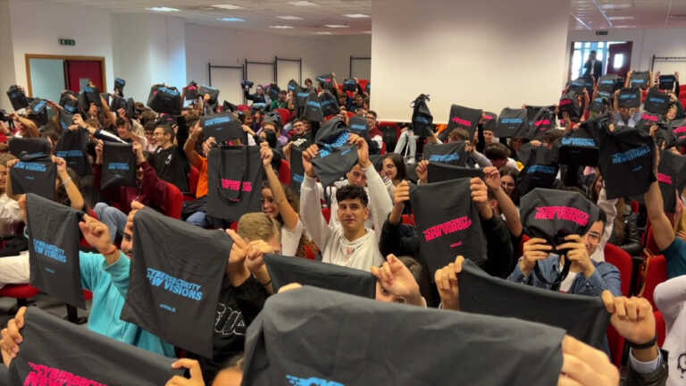 Galleria foto 'Trecento studenti a lezione di sicurezza informatica' - foto 1