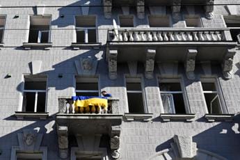 Galleria foto 'Ucraina, allarme aereo a Kiev. Raid nella notte a Zaporizhzhia' - foto 1