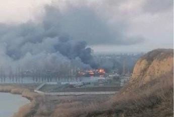 Galleria foto 'Ucraina, missili russi su Kiev: in un giorno bruciati più di 100 mln di dollari' - foto 1