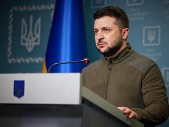 Galleria foto 'Ucraina, Zelensky: “Stanno cercando di distruggerci”' - foto 1