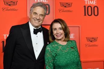 Galleria foto 'Usa, marito Pelosi aggredito in casa da uomo con martello' - foto 1