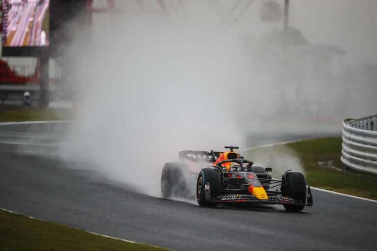 Galleria foto 'Verstappen vince a Suzuka ed è ancora campione del mondo' - foto 1