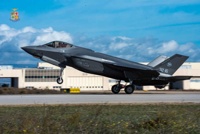 Aeronautica, oltre mille militari ad Amendola per l’esercitazione Falcon Strike