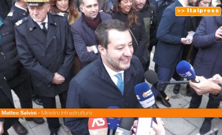 Galleria foto 'Manovra, Salvini “Risorse per bollette, imprese e famiglie”' - foto 1