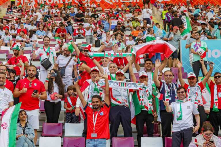 Galleria foto 'Grande festa per l’Iran, battuto 2-0 il Galles di Bale' - foto 1