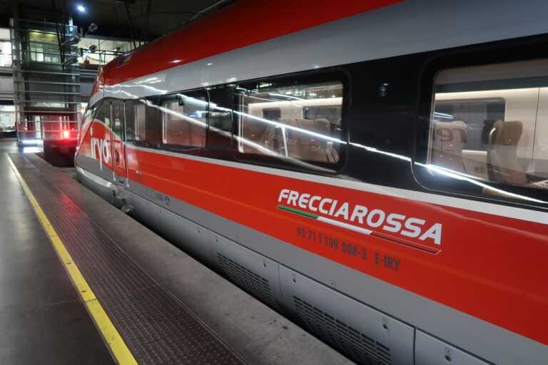 Galleria foto 'Fs, primo giorno per il Frecciarossa tra Madrid e Barcellona' - foto 1