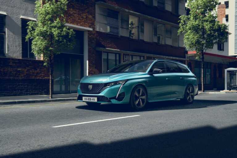 Nuova Peugeot 308 finalista del premio Autobest 2023