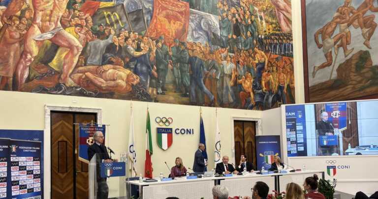 Galleria foto 'Il canottaggio consegna i premi, Abbagnale “Bilancio positivo”' - foto 1