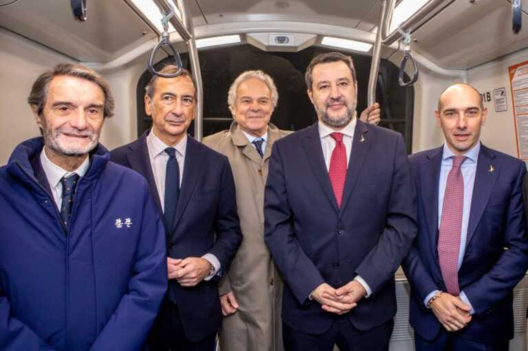 Galleria foto 'Webuild, la metro M4 di Milano apre le porte ai passeggeri' - foto 1