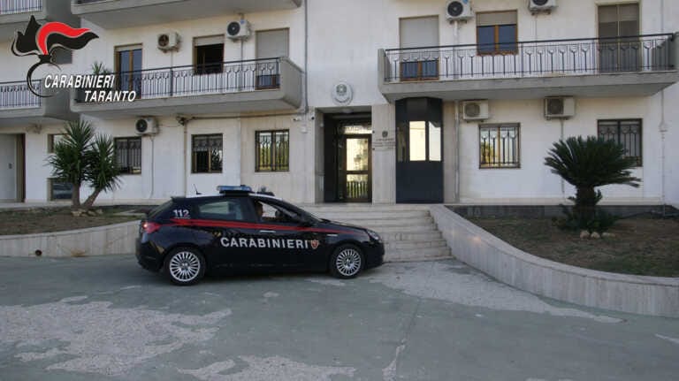 Castellaneta Marina, occupa un albergo in disuso e minaccia il proprietario: arrestato 38enne