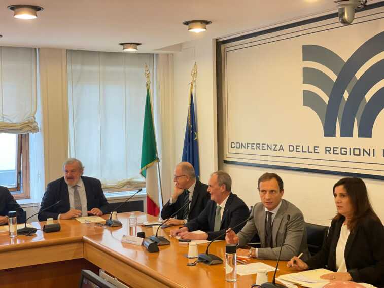 Autonomia differenziata, Emiliano: «La bozza del ministro Calderoli non rispetta la Costituzione» – VIDEO