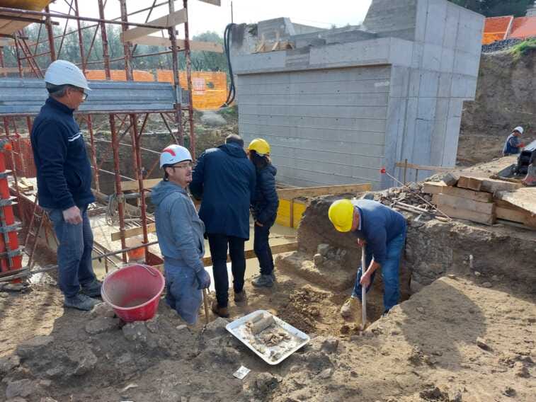 Barletta: trovati reperti archeologici durante i lavori alla stazione di Canne della Battaglia – VIDEO