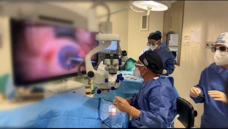 Galleria foto 'Oculistica all’avanguardia a Putignano: trapianti di cornea con microscopio 3D' - foto 1
