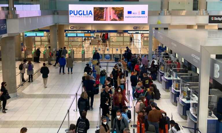 Turismo, volano gli aeroporti pugliesi: boom di nuove destinazioni