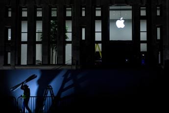 Galleria foto 'Apple, ritardi sulla consegna dei nuovi iPhone per restrizioni covid in Cina' - foto 1
