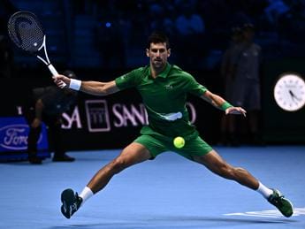 Galleria foto 'Atp Finals Torino 2022, Djokovic batte anche Medvedev' - foto 1