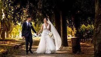 Galleria foto 'Bonus di 20mila euro per le spese matrimoniali se ti sposi in chiesa' - foto 1