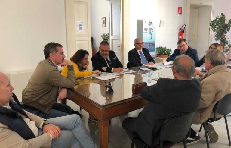 Dall’Arsenale di Taranto alla Valle d’Itria con i treni storici, Borraccino: «Volàno per il turismo»