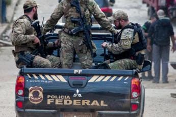 Galleria foto 'Brasile, spari in due scuole: arrestato un 16enne' - foto 1