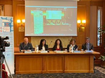 Galleria foto 'Cancro polmone, priorità test genetici e Lung Unit' - foto 1