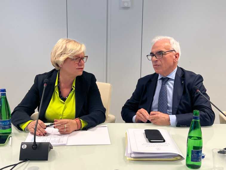 Suicidi in carcere, si riunisce la task force pugliese: «Assistenza sanitaria è grave emergenza» – VIDEO