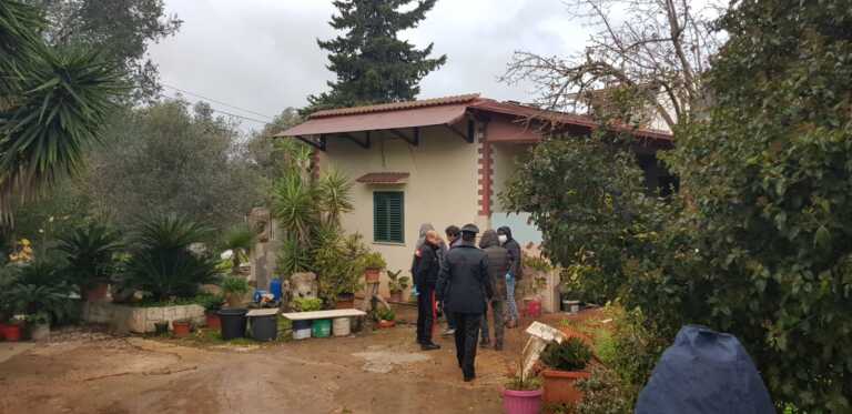 Donna nel congelatore a Ceglie Messapica. Il figlio confessa: la madre era morta da giorni