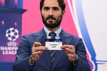 Galleria foto 'Champions, sorteggio ottavi finale: Milan-Tottenham, Eintracht-Napoli e Inter-Porto' - foto 1