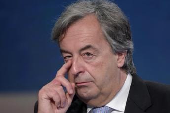 Galleria foto 'Covid, Burioni: “Trasmissione cervo-uomo non è una buona notizia”' - foto 1