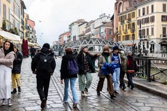 Galleria foto 'Covid Italia, risalgono i contagi: +15% in una settimana' - foto 1