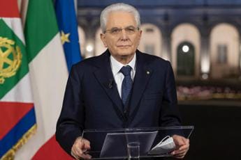 Galleria foto 'Covid, Mattarella: “Vittime monito permanente e appello severo a responsabilità”' - foto 1