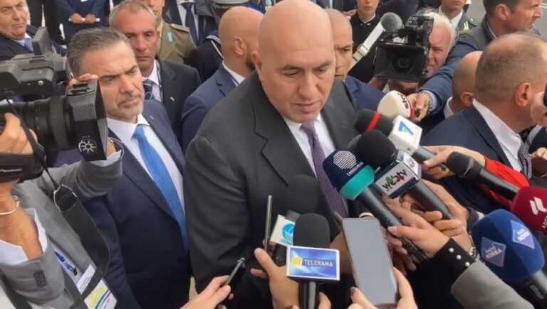 Crosetto a Bari: «Questa Giornata ci ricorda l’importanza delle Forze armate per la democrazia» – VIDEO