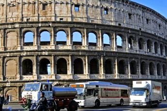 Galleria foto 'Csel, in era pre-crisi energetica spesa media delle bollette dei Comuni italiani era 30mila euro mese' - foto 1