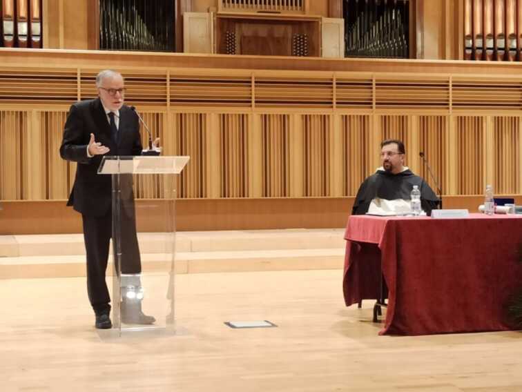 Bari, a Riccardi il dottorato honoris causa in Teologia: «Riconoscimento molto gratificante»