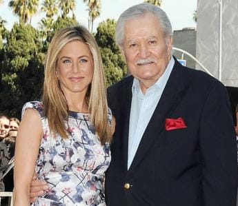 Galleria foto 'E’ morto l’attore John Aniston: il padre di Jennifer aveva 89 anni' - foto 1
