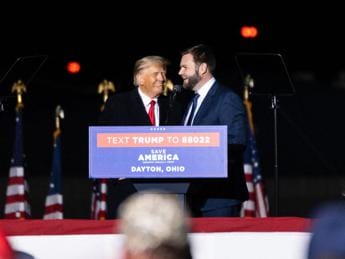 Galleria foto 'Elezioni midterm Usa 2022, duello tra Vance e Ryan in Ohio' - foto 1