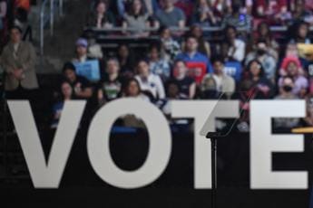 Galleria foto 'Elezioni Usa midterm 2022, ultimo sprint Biden ma repubblicani incalzano' - foto 1