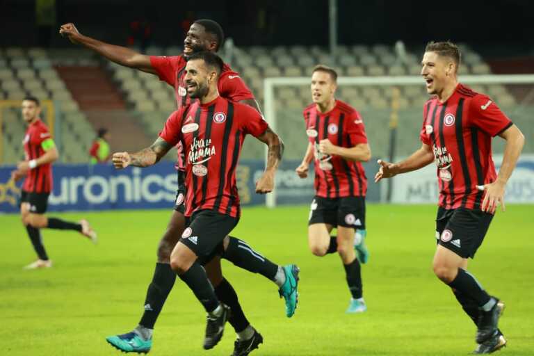 Coppa Italia di C: il Foggia vola ai quarti. Battuto il Crotone