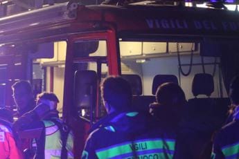 Galleria foto 'Foggia-Tremiti, elicottero caduto:”Medico 118 non ha preso nave per maltempo”' - foto 1