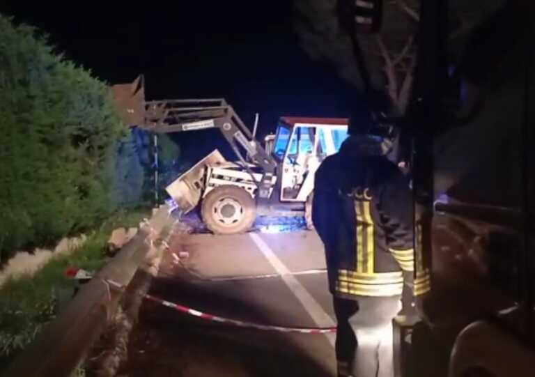 Con l’auto contro un trattore: muore 48enne di Taurisano, ferite la moglie e le due figlie