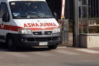 Galleria foto 'Incidente sul lavoro, operaio muore travolto da tubi nel torinese' - foto 1